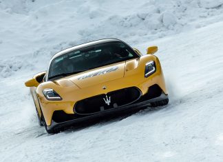 Maserati MC20 Testlauf im Schnee