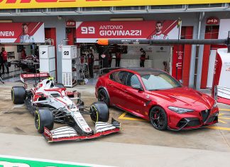 Alfa Romeo Giulia GTAm zu Besuch in der Formel 1