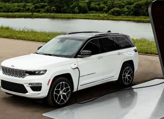 Das ist der neue, elektrifizierte Jeep® Grand Cherokee 4xe