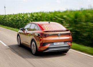 VW zeigt SUV-Coupé ID.5 GTX auf der IAA