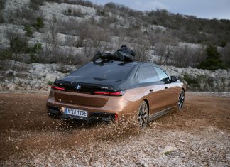 BMW präsentiert packenden Kurzfilm in Cannes mit dem BMW i7 M70 xDrive