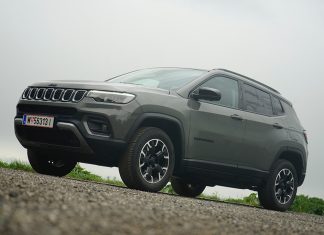 Abenteurer mit Power Plug-In-Hybrid Antrieb