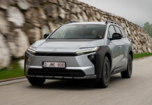 Toyotas stärkstes Elektro-SUV rollt zu den Händler