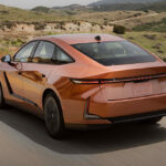 Lexus präsentiert neue ES-Generation mit Elektroantrieb