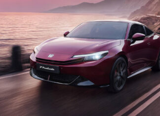 Honda Prelude kommt in Bordeaux-Rot