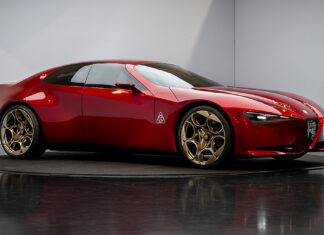 Alfa Romeo zeigt in Paris sein „Rotes Herz“
